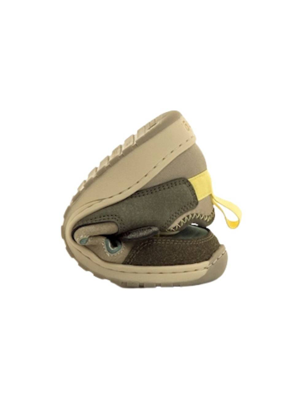 SANDALIA CERRADA MUSTANG 49048 KAKI