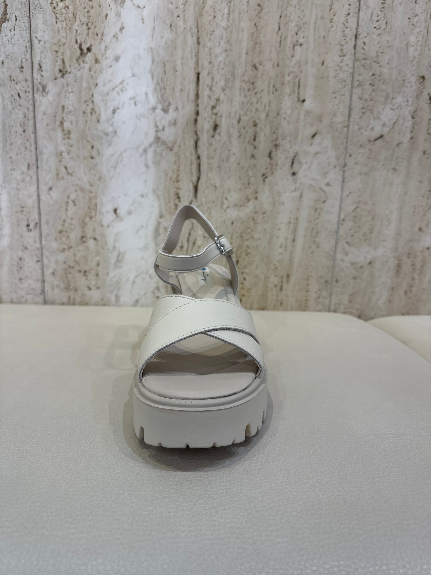 SANDALIA MUSTANG 53403 NEGRO