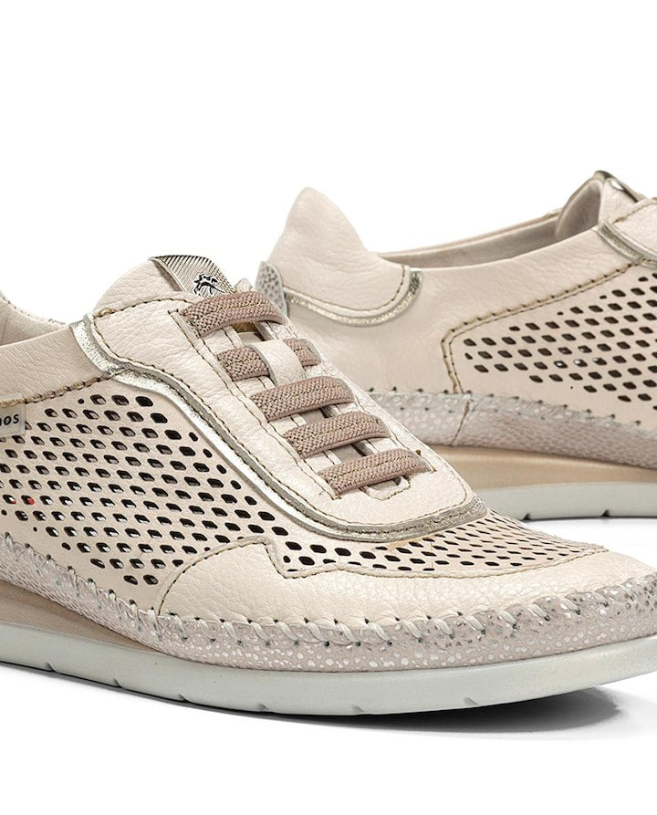 ZAPATO FLUCHOS CIERRE ELASTICOS PICADO