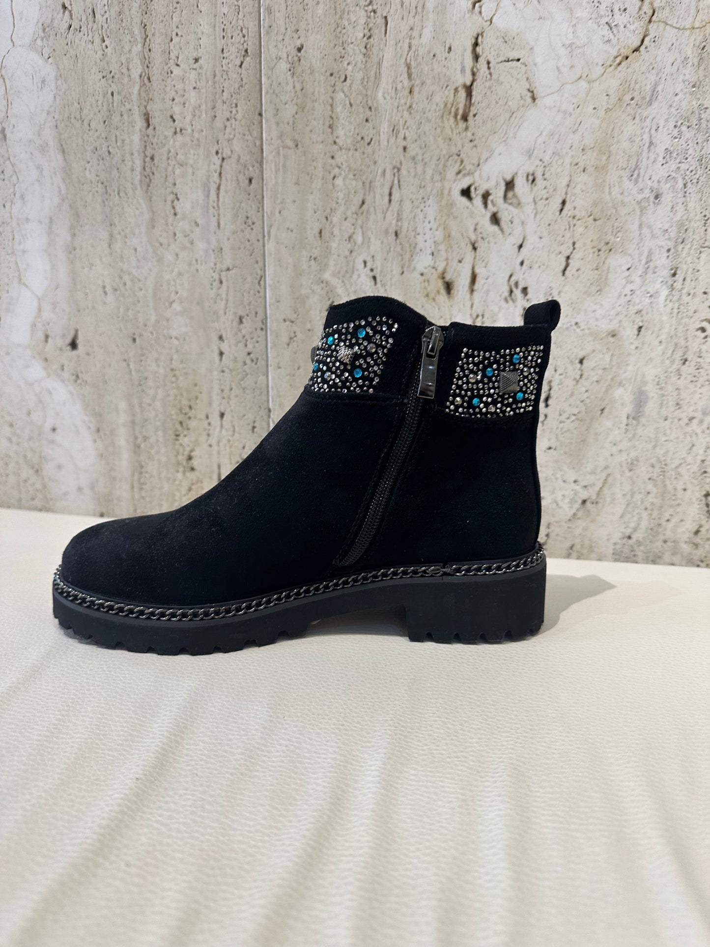 BOTIN PEDRERÍA ROCK