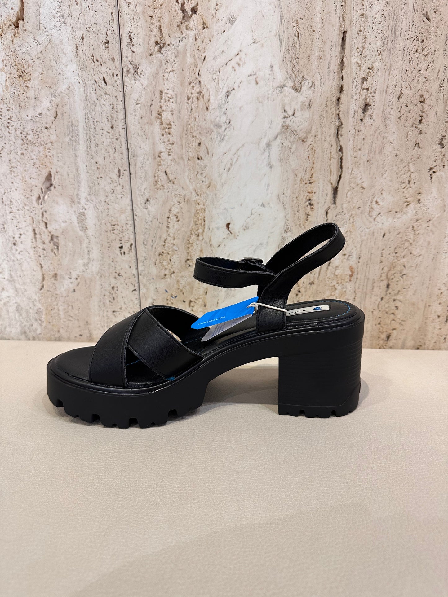 SANDALIA MUSTANG 53403 NEGRO