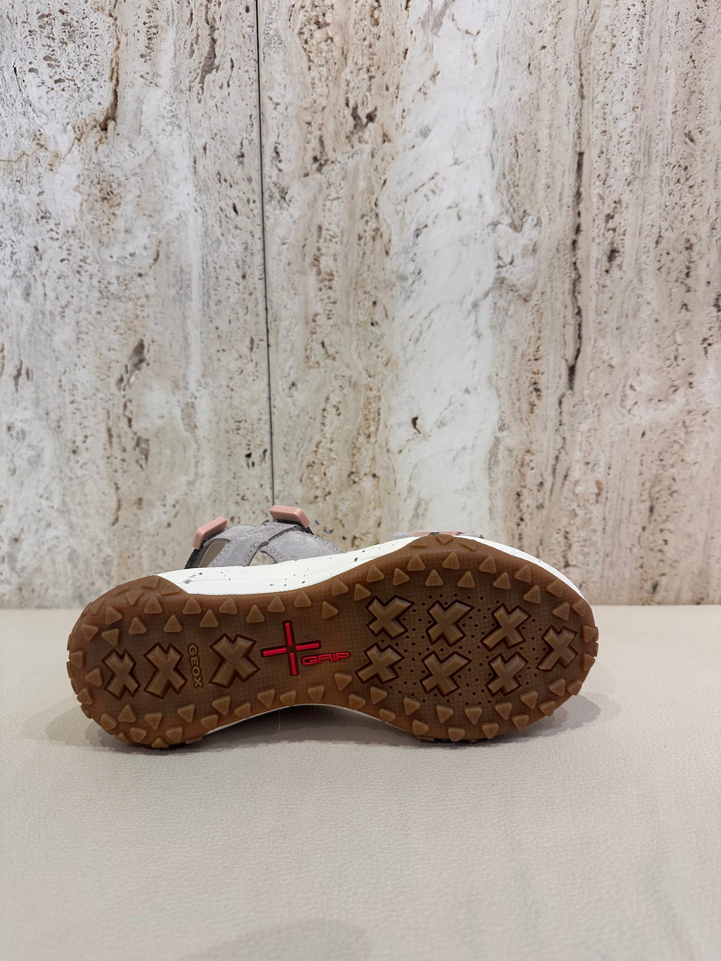 GEOX D SORAPIS GRIP SANDALIA ROCK ROSE