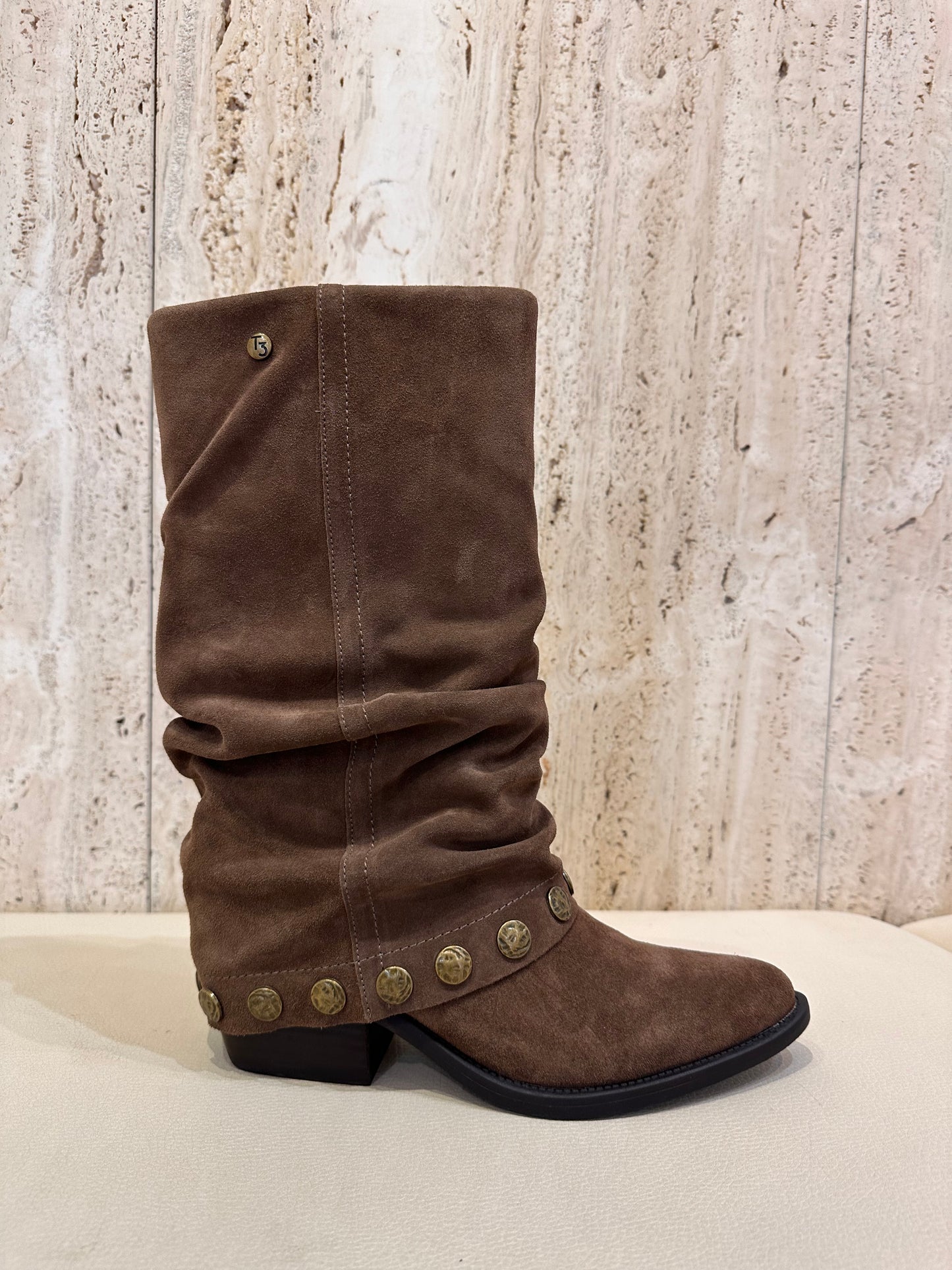 BOTA CAMPERA FALDÓN TAUPE