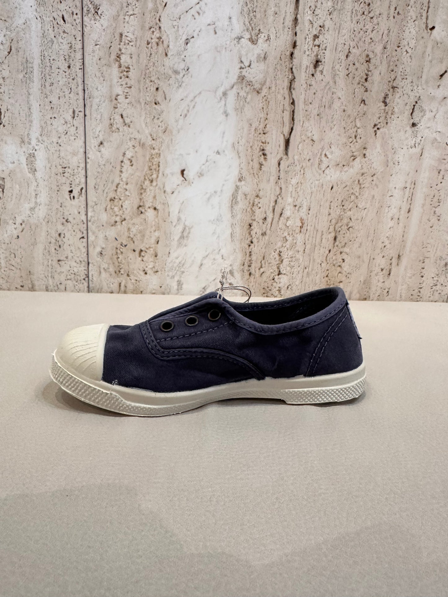 NATURAL WORLD LONA 470E