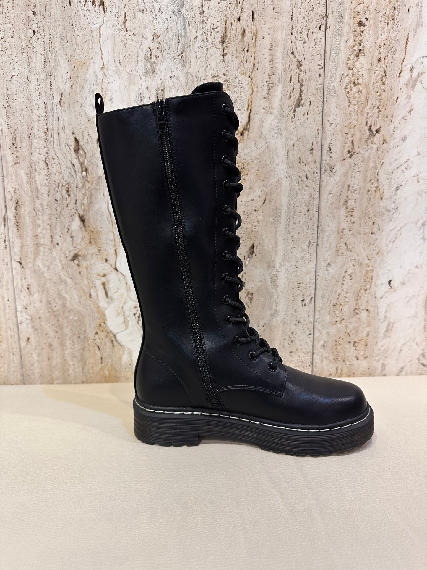 BOTA MILTAR CAÑA ALTA CORDONES