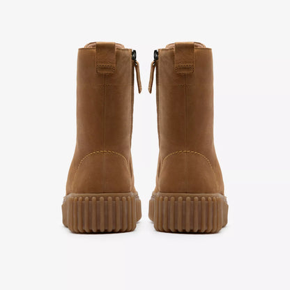 CLARKS BOTA TORHILL STYLE NOBUCK MARRÓN TOSTADO CLARO