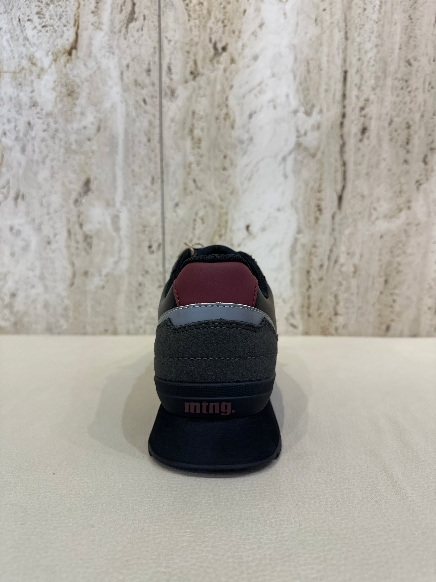 ZAPATILLA MUSTANG 84427