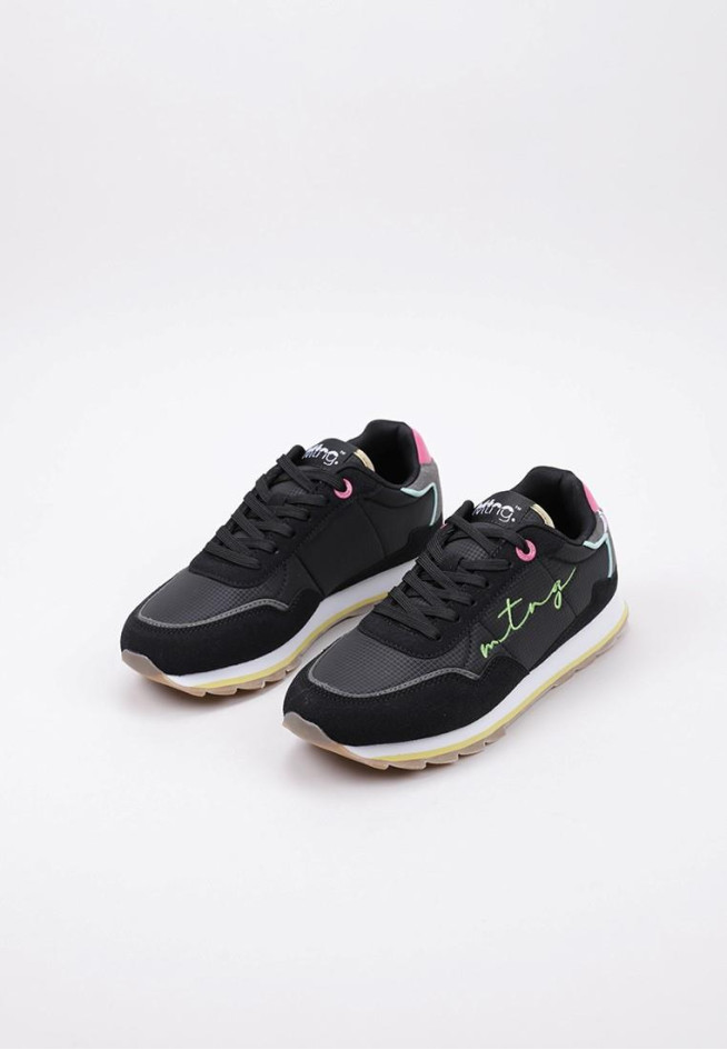 ZAPATILLA MUSTANG NEGRA 60167