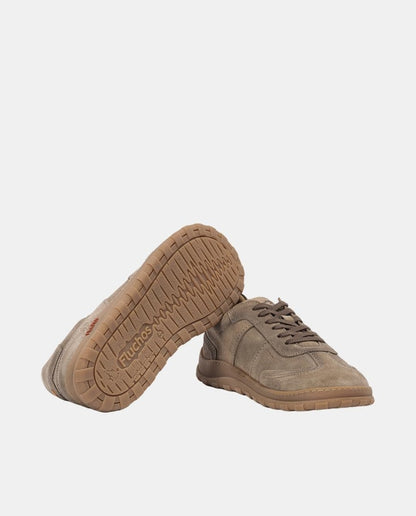 Zapato sport de hombre en piel ante con horma barefoot Fluchos Taupe