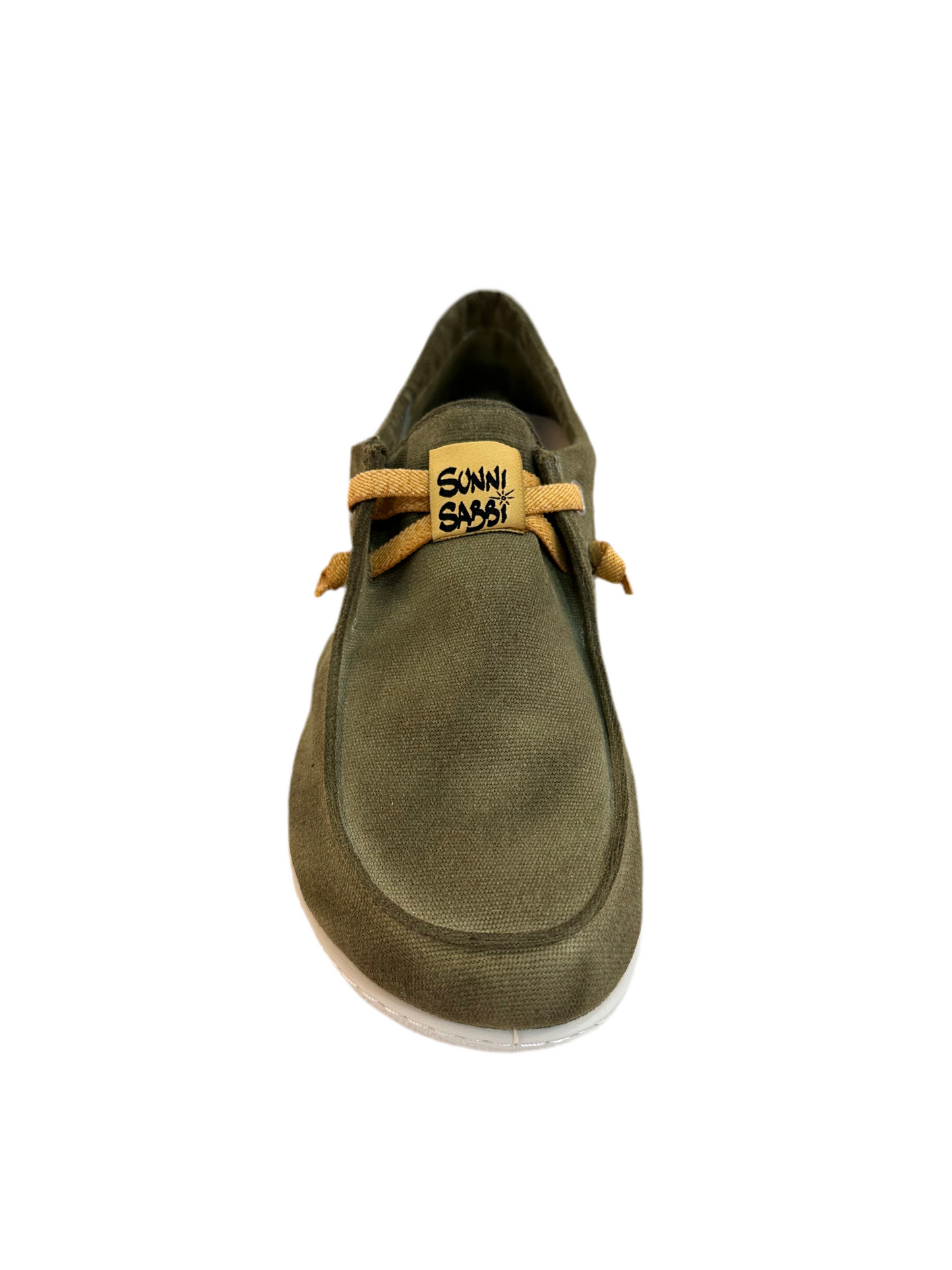 SUNNI SABBI KUNASH_002 CANELA KUNASHIR BAREFOOT