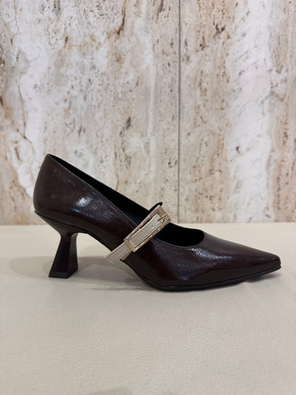 SALÓN DANIELA VEGA 2719B