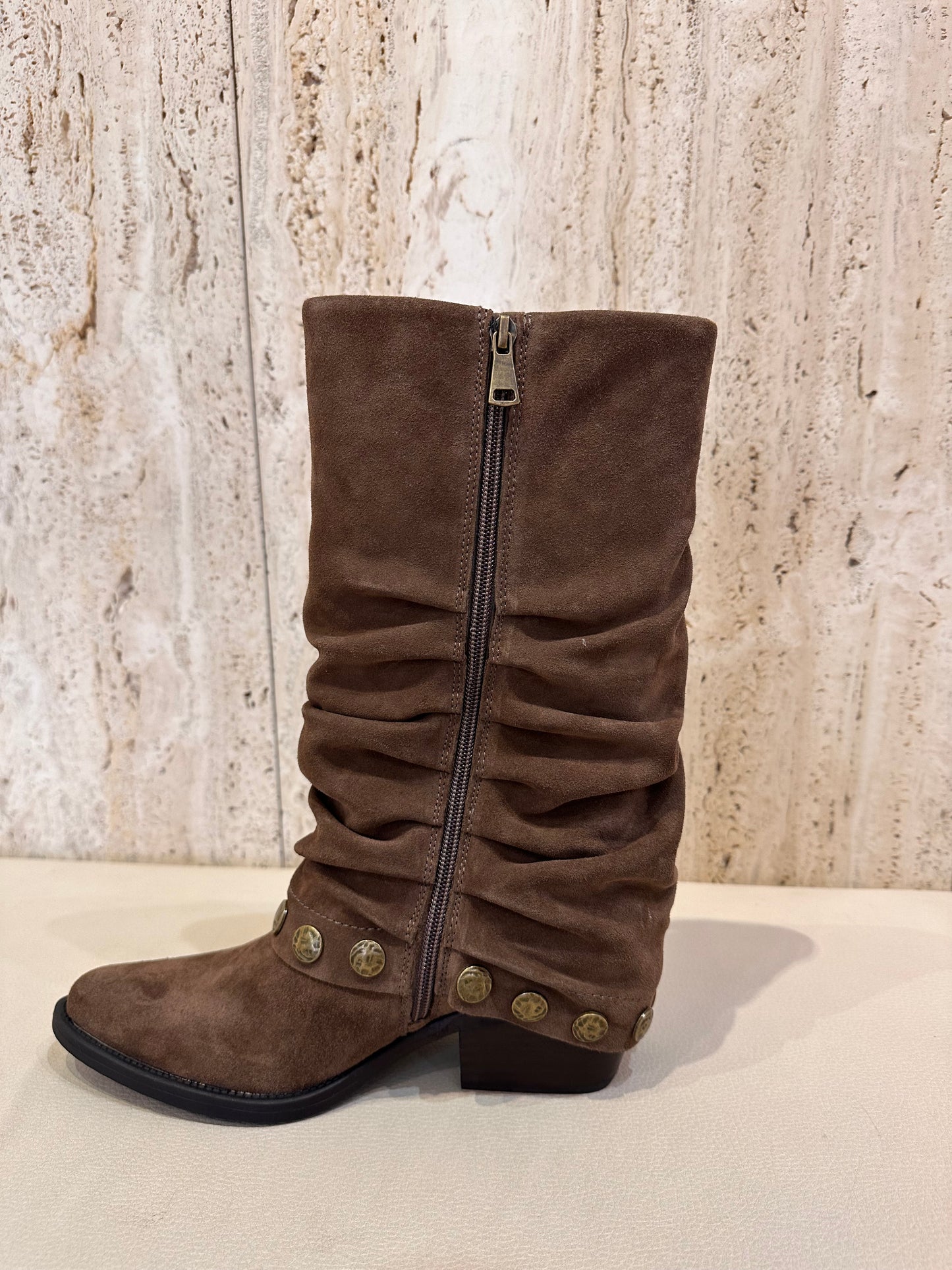 BOTA CAMPERA FALDÓN TAUPE
