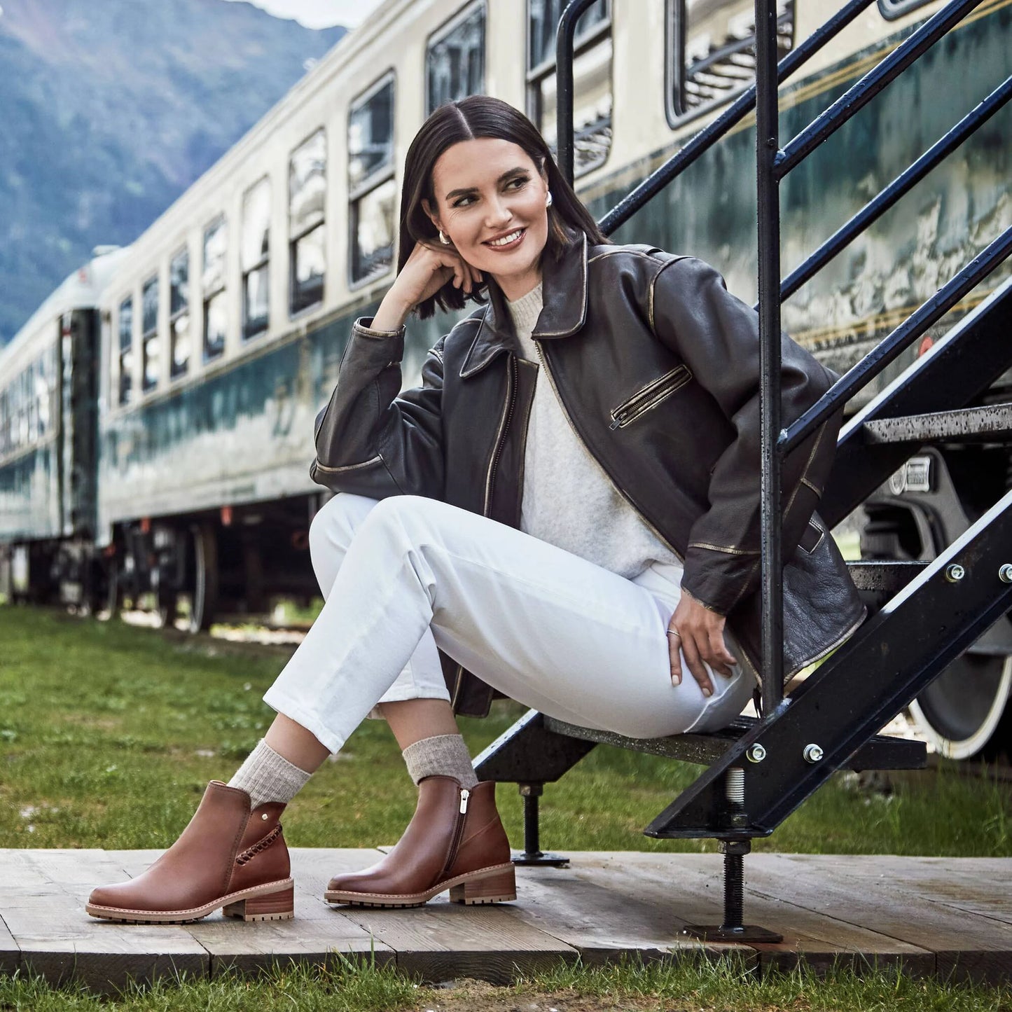 BOTIN PIKOLINOS MEDINA W0D-8871 CUERO