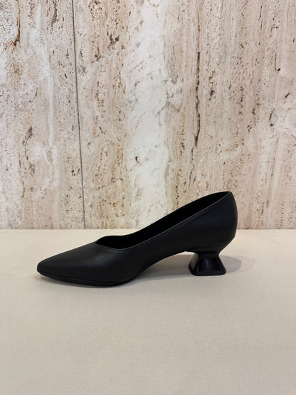 SALÓN DANIELA VEGA 2333V