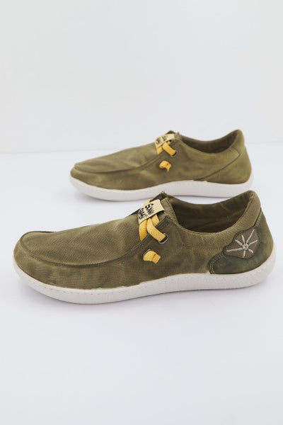 SUNNI SABBI KUNASH_002 CANELA KUNASHIR BAREFOOT