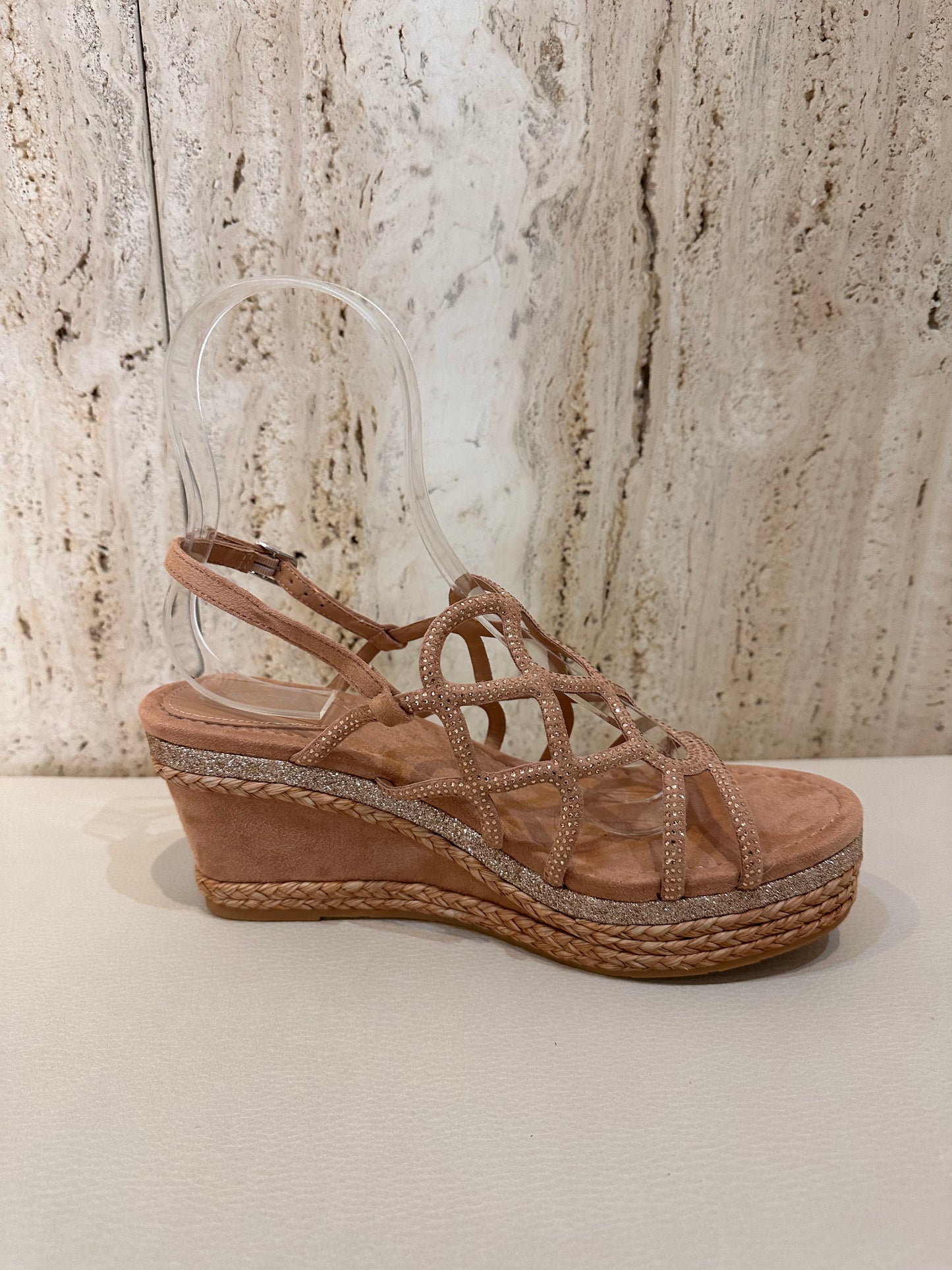 DANGELA SANDALIA CUÑA