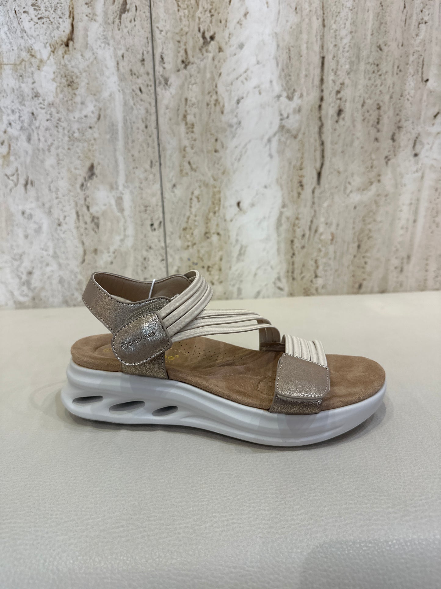 SANDALIA AMARPIES VELCROS