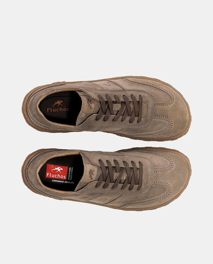 Zapato sport de hombre en piel ante con horma barefoot Fluchos Taupe