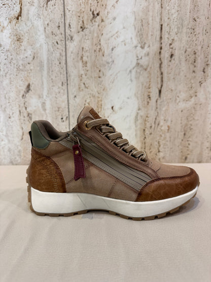 CARMELA BOTÍN 160881 CAMEL