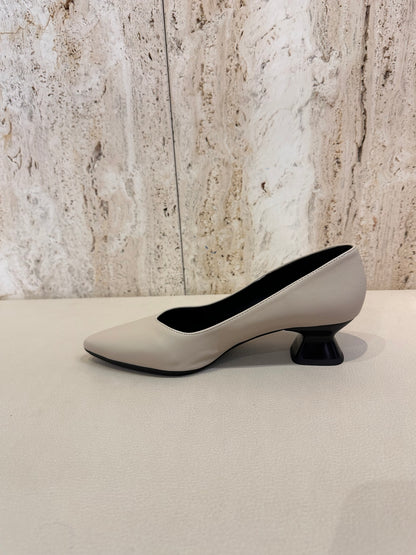 SALÓN DANIELA VEGA 2333V