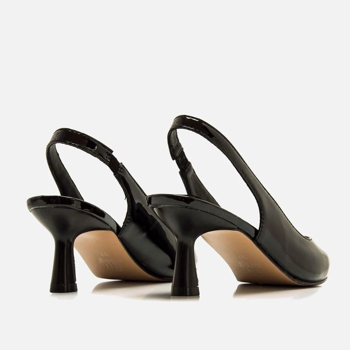 ZAPATO DESTALONADO TACÓN NEGRO CHAROL MUSTANG