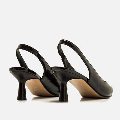 ZAPATO DESTALONADO TACÓN NEGRO CHAROL MUSTANG