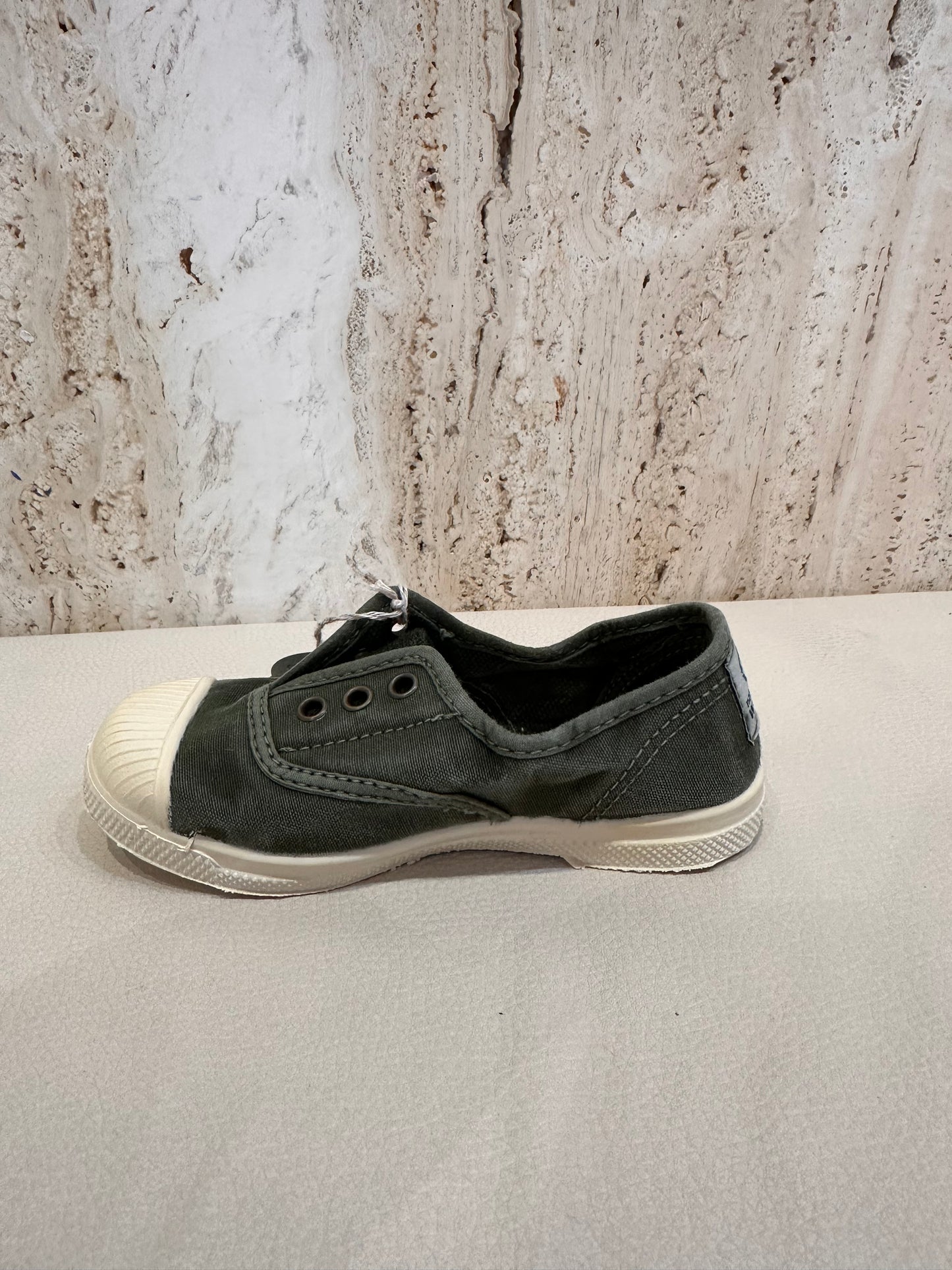 NATURAL WORLD LONA 470E