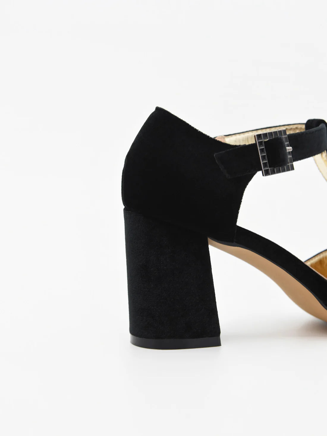 ZAPATOS DE TERCIOPELO AZAREY CON TIRA EN EL EMPEINE