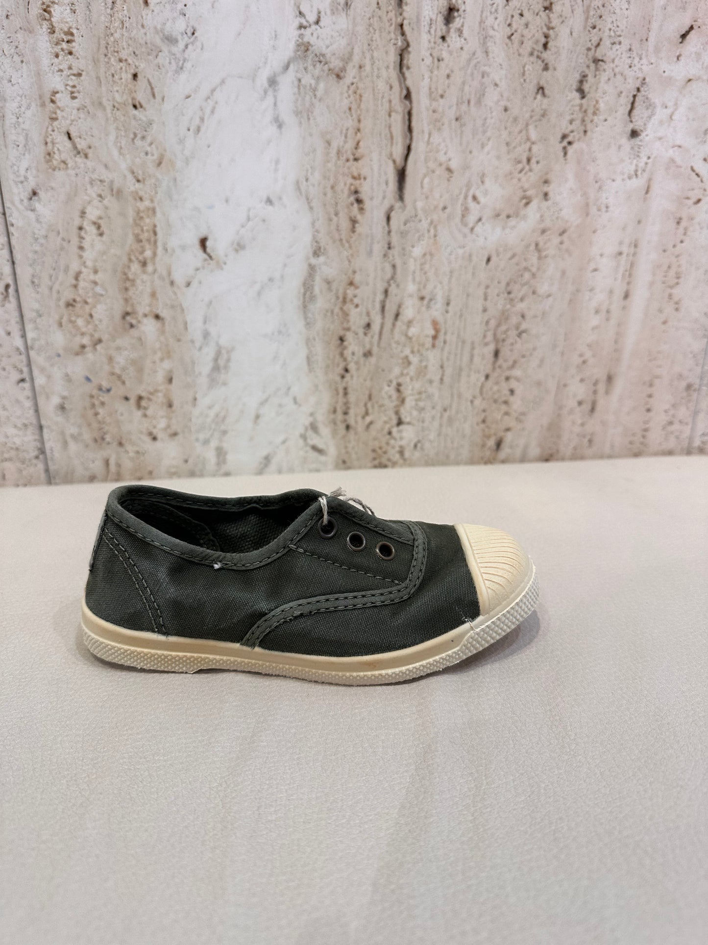 NATURAL WORLD LONA 470E