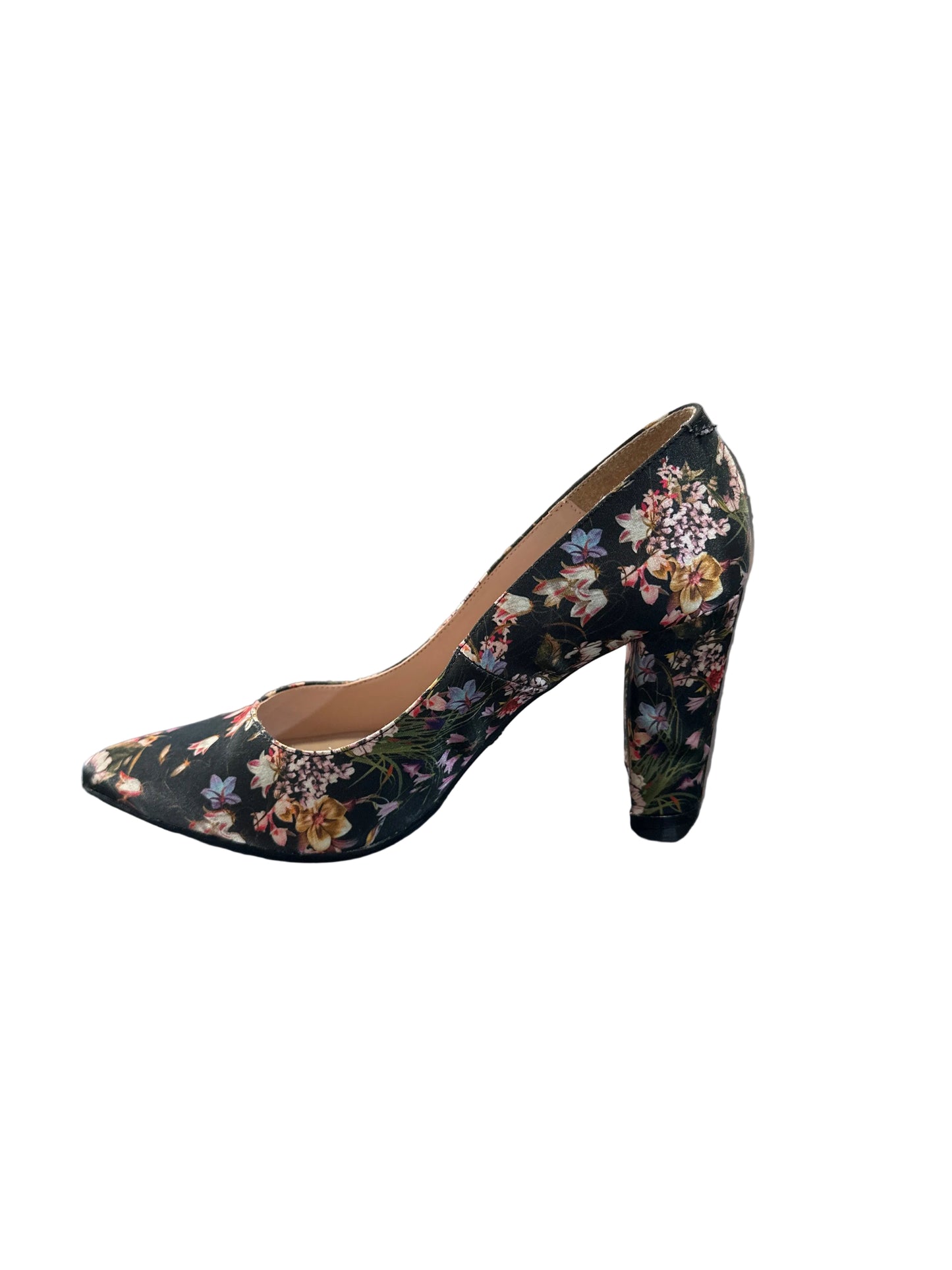 ZAPATO TACON SALON ESTAMPADO FLOREADO DANIELA VEGA
