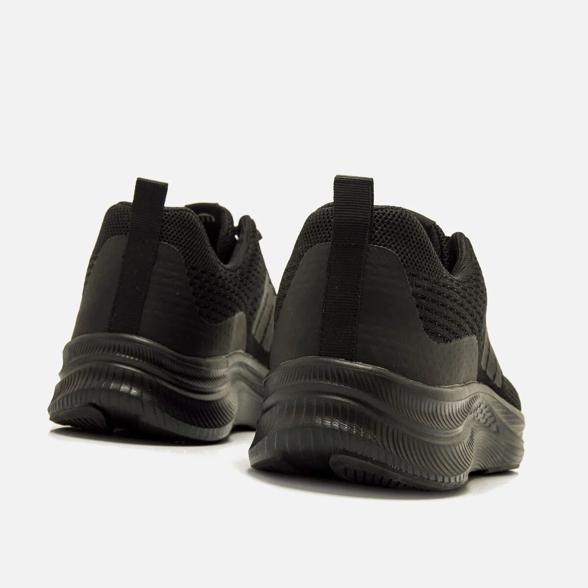 ZAPATILLA MUSTANG NEGRO SOMO