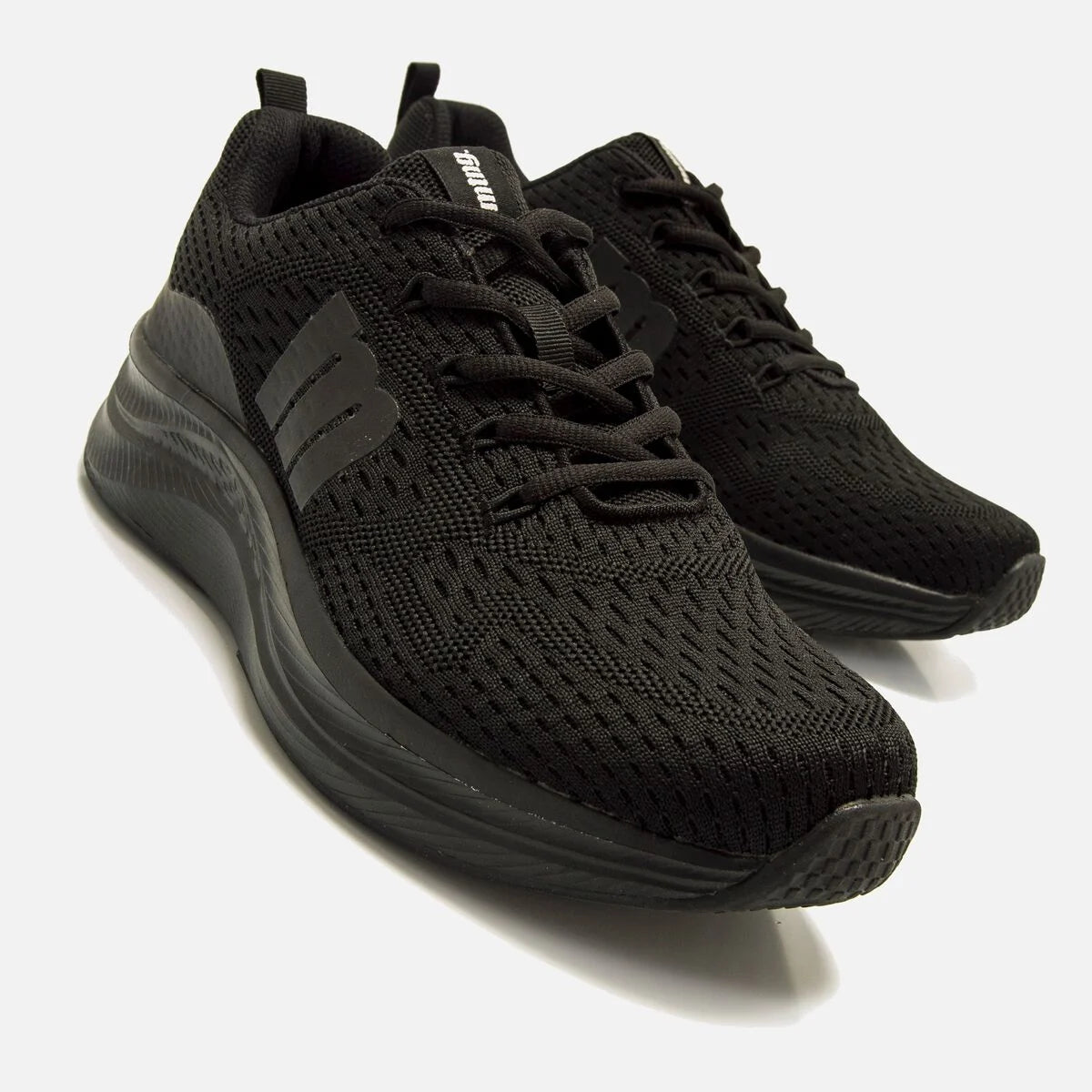 ZAPATILLA MUSTANG NEGRO SOMO