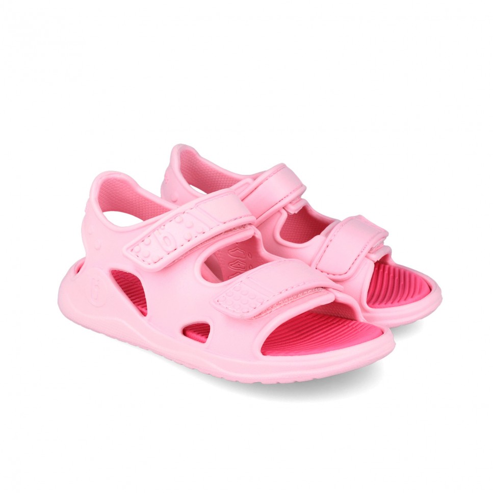 SANDALIAS BIOMECANICS VELCROS DE PLAYA Y PISCINA ROSA